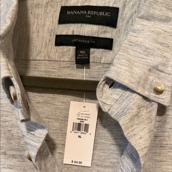 Banana Republic Light Gray Men's Casual Shirt - Picture 2 of 4